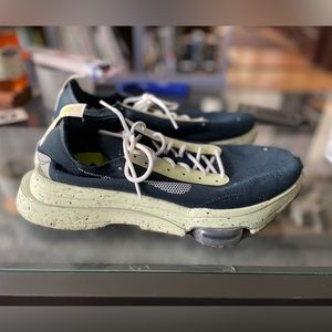 NWB Nike Mens Size 11 Air Zoom Type Crater Navy White Lime Sneaker DH9628-400